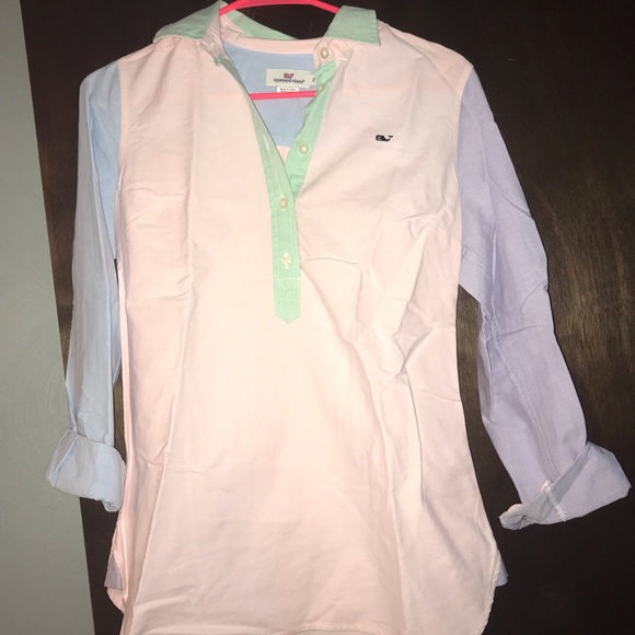 Vineyard vines button down - Picture 2 of 2